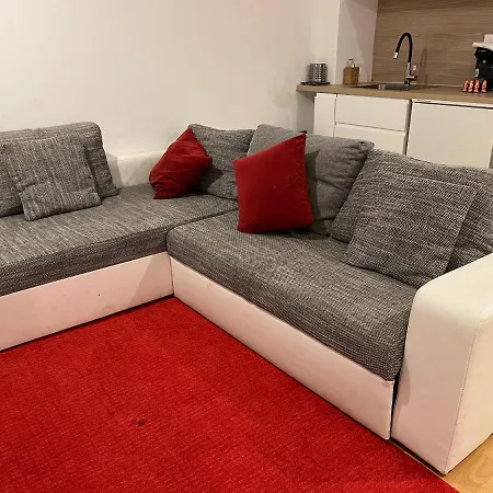 Апартаменты Petit 201 *